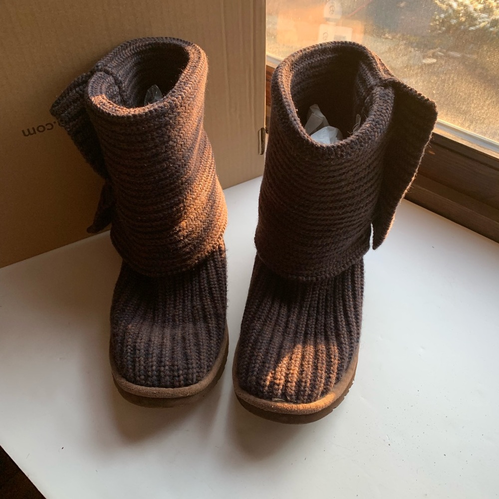 UGG Australia sweater boots deep purple, color with brown, blue